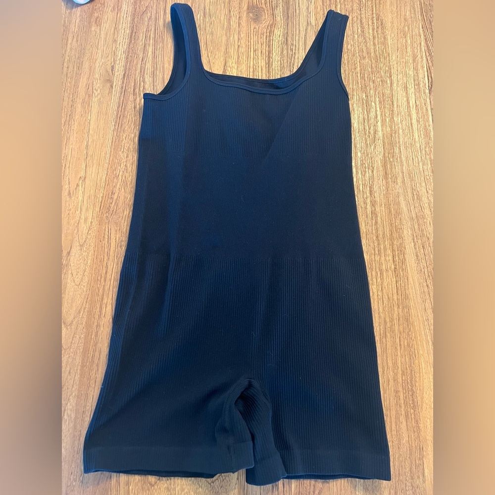 Maternity Ribbed romper - Picture 2 of 2